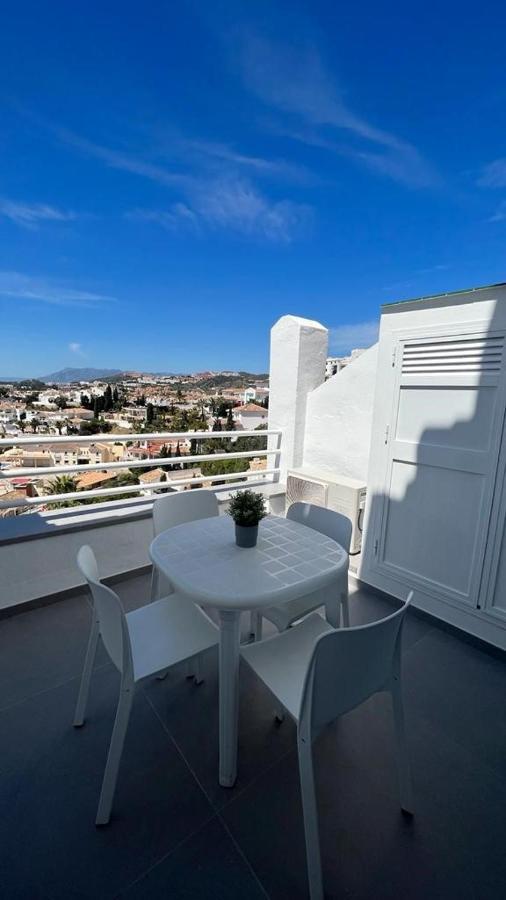 Апартаменты Apartamento Riviera Del Sol Михас Экстерьер фото
